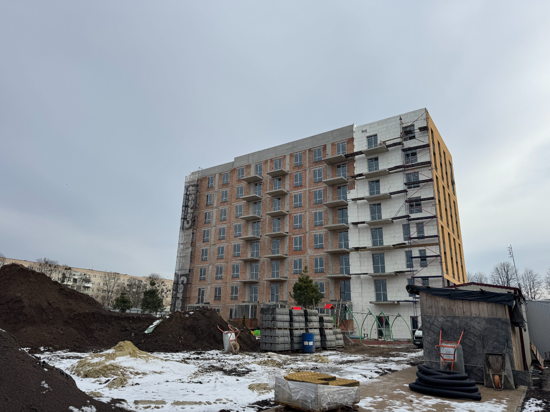 Січень 202510